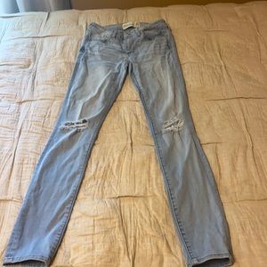 Abercrombie and Fitch Super Skinny Jeans size 0